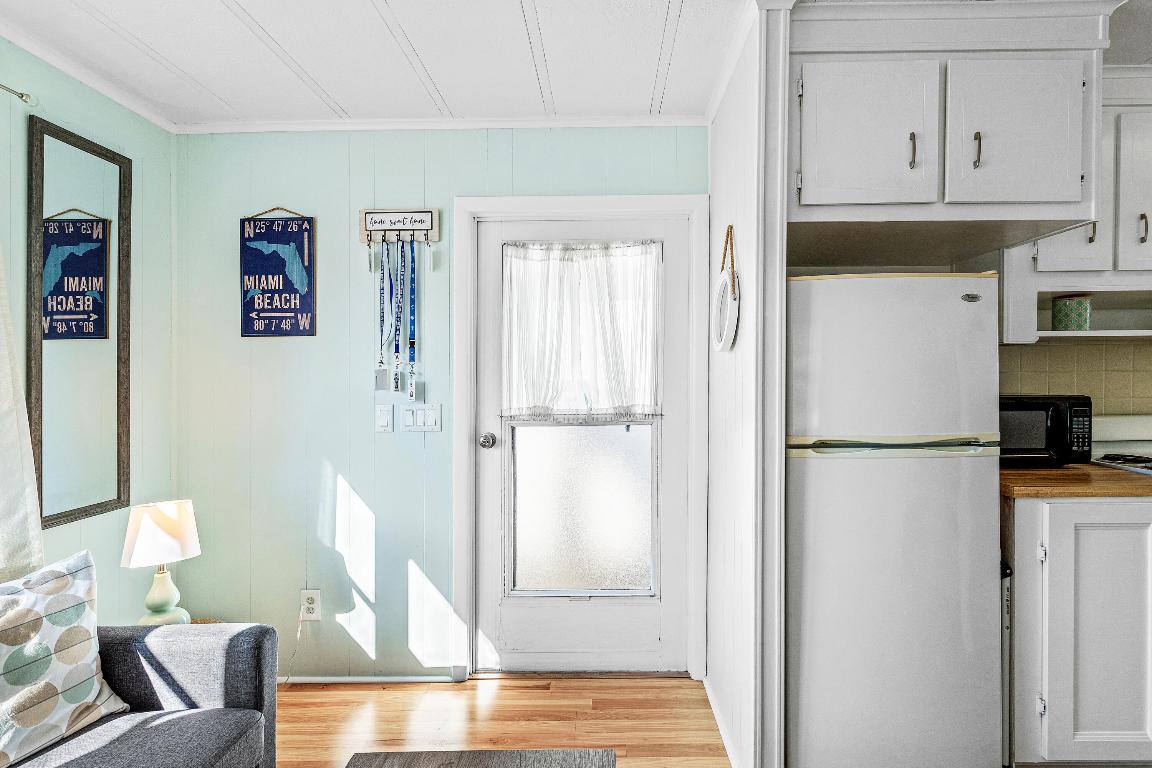 BRINY BREEZES INC - Residential