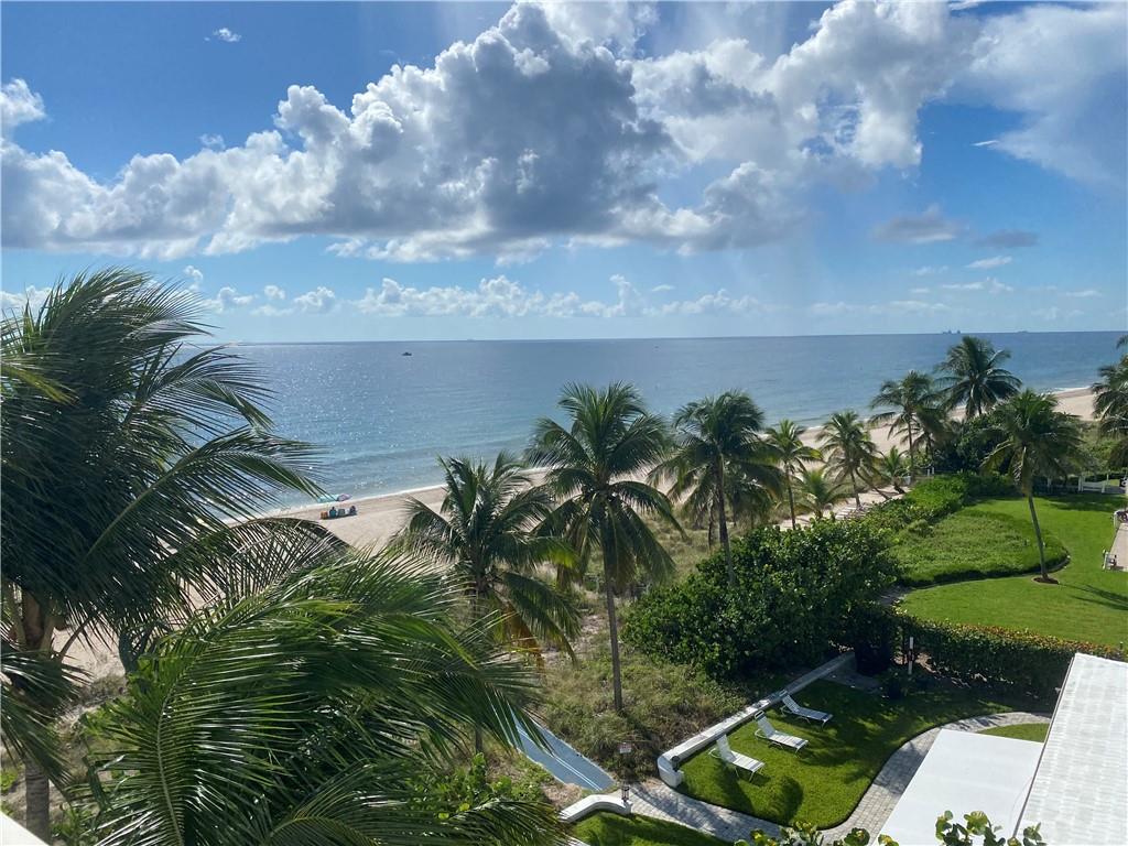 CRISTELLE CAY - Residential