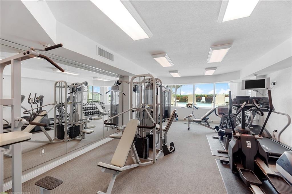 CRISTELLE CAY - Residential