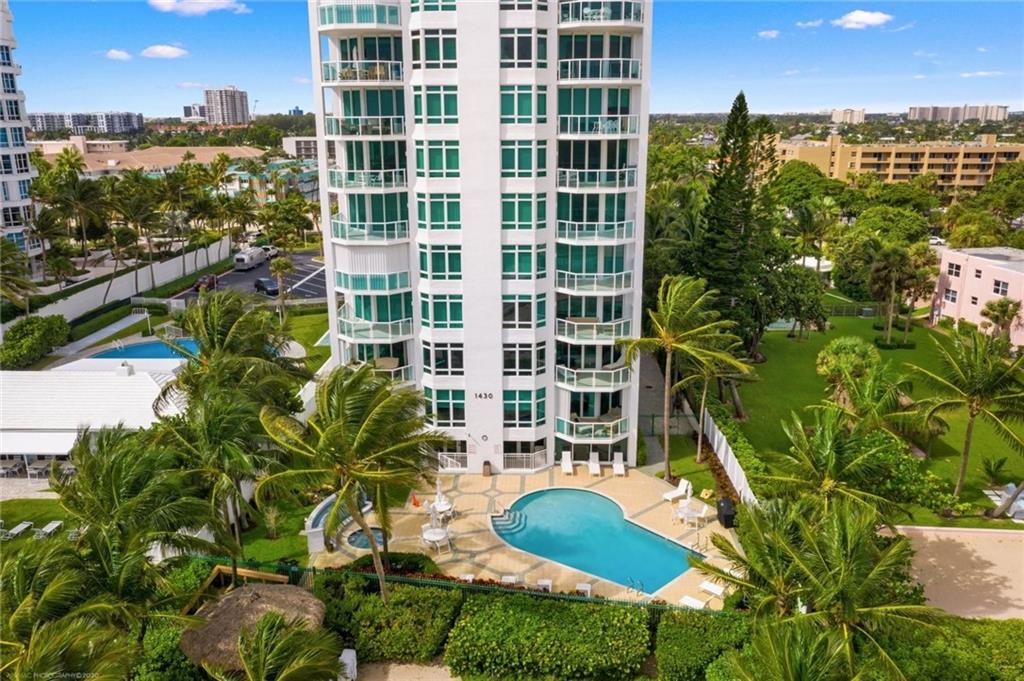 CRISTELLE CAY - Residential