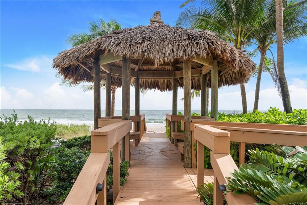 CRISTELLE CAY - Residential