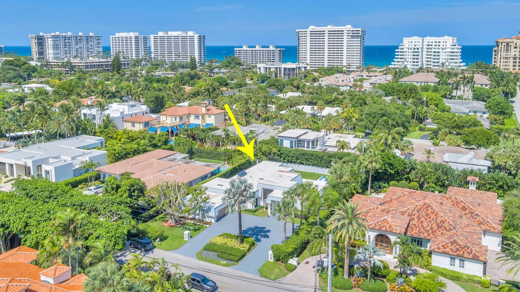 Photo of 2400 Spanish River Road, Boca Raton, FL 33432 (MLS # R11056511)