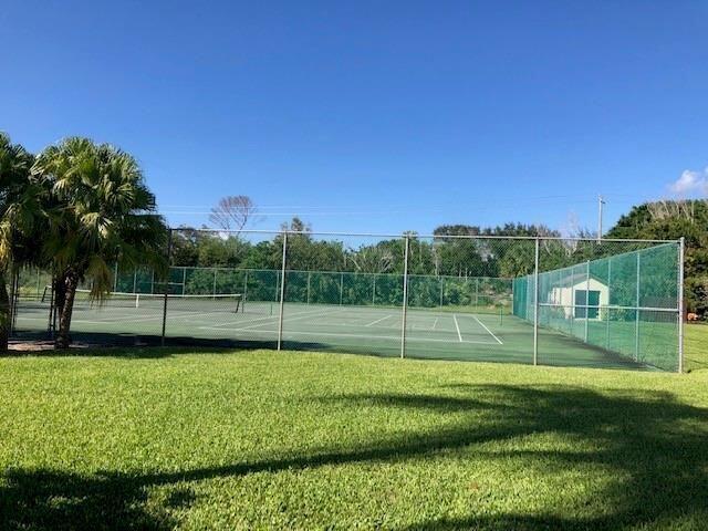 6303 SE Williamsburg Drive 201, Hobe Sound, FL, 33455/$295,000 4 6303 SE Williamsburg Drive 201