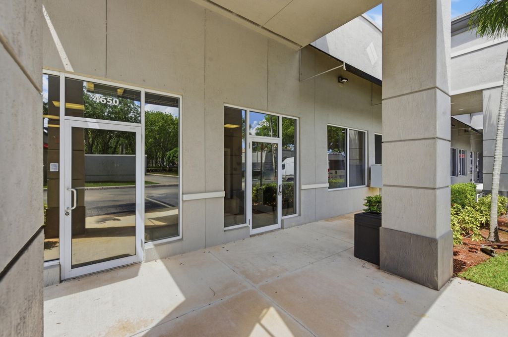 Photo of 4650 Coral Ridge Drive #4650, Coral Springs, FL 33076 (MLS # B26022552)