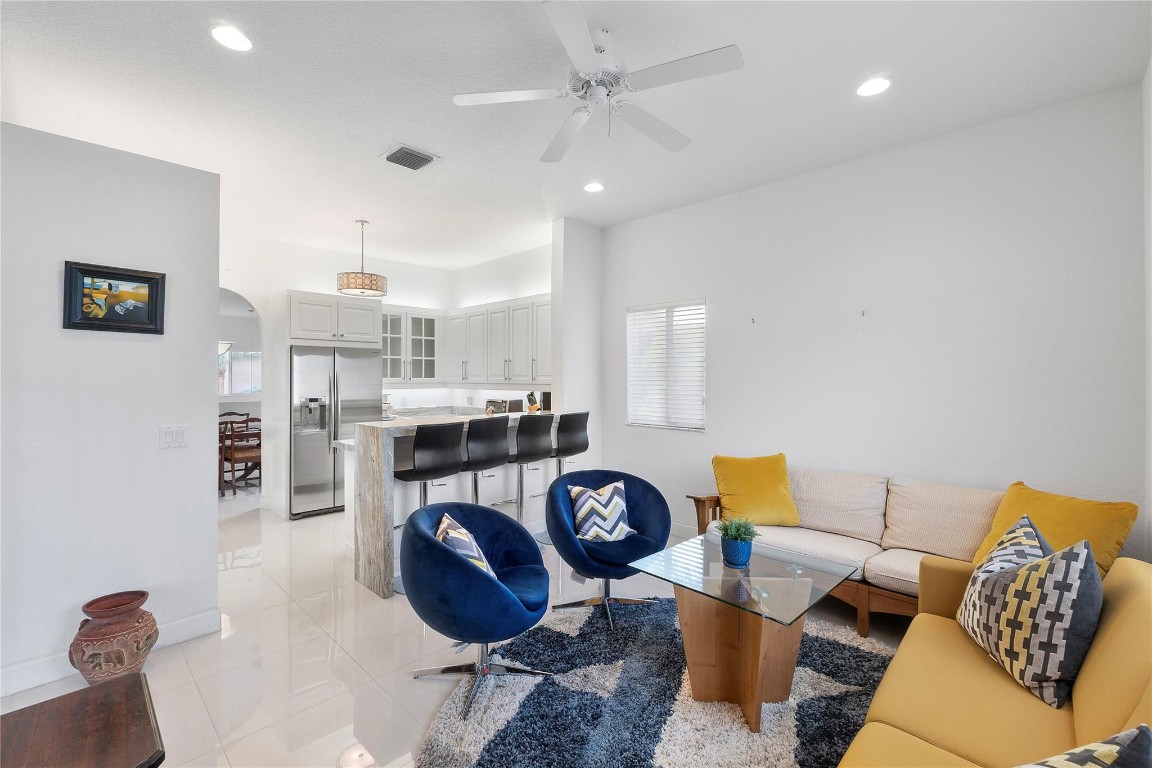 EXETER CONDOMINIUM - Residential