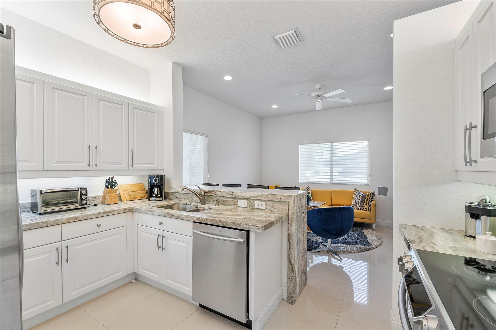 EXETER CONDOMINIUM - Residential