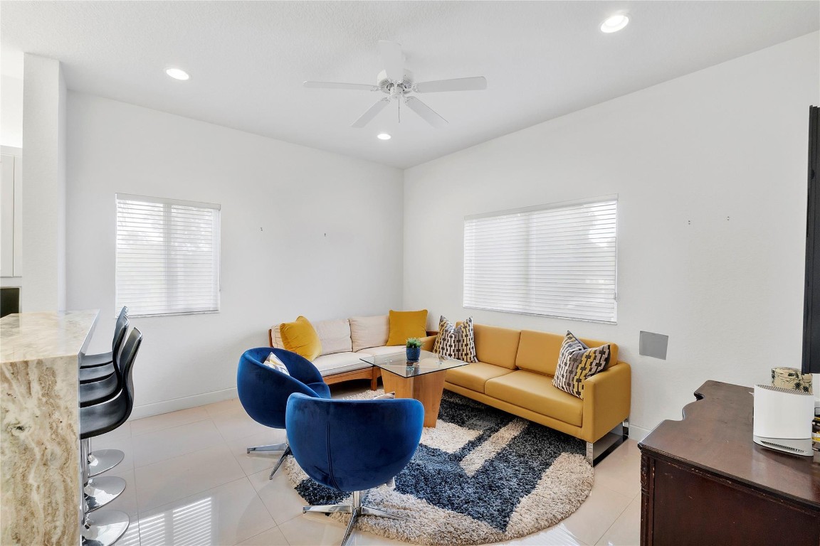 EXETER CONDOMINIUM - Residential