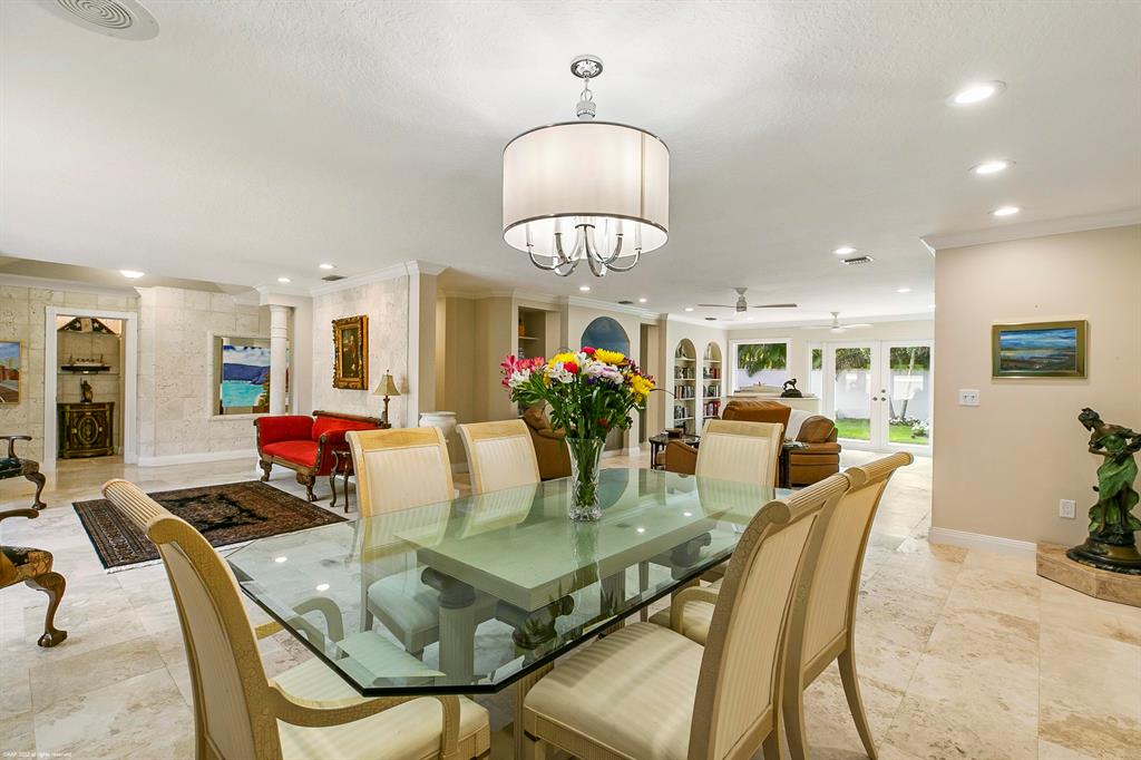 JUPITER ISLAND - Residential