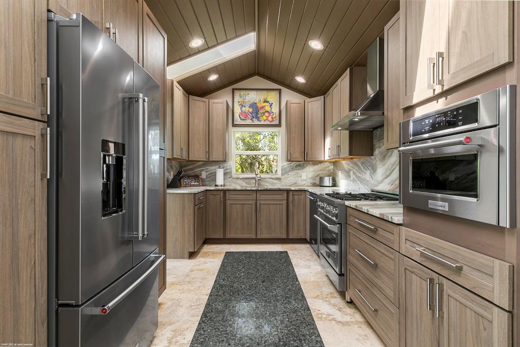 JUPITER ISLAND - Residential