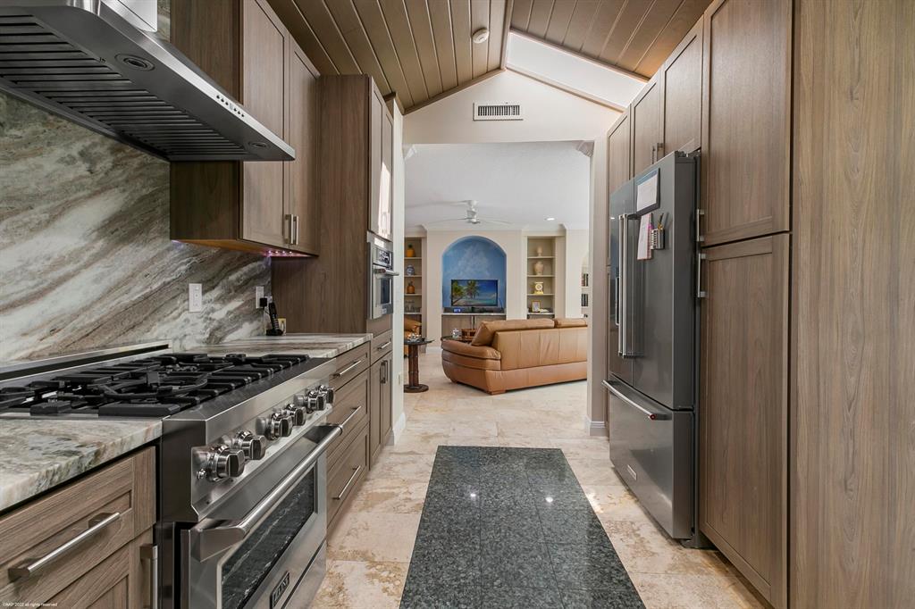 JUPITER ISLAND - Residential