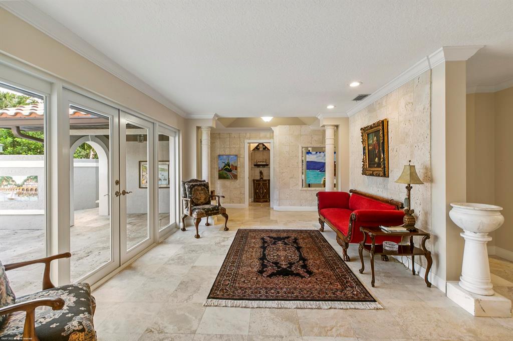 JUPITER ISLAND - Residential