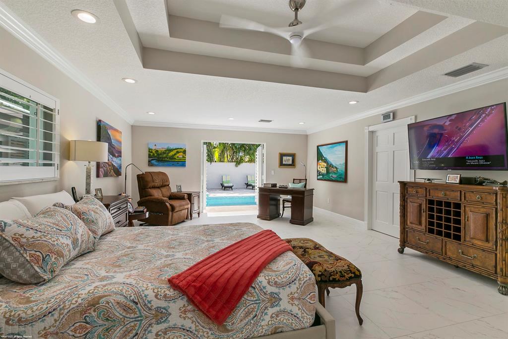 JUPITER ISLAND - Residential