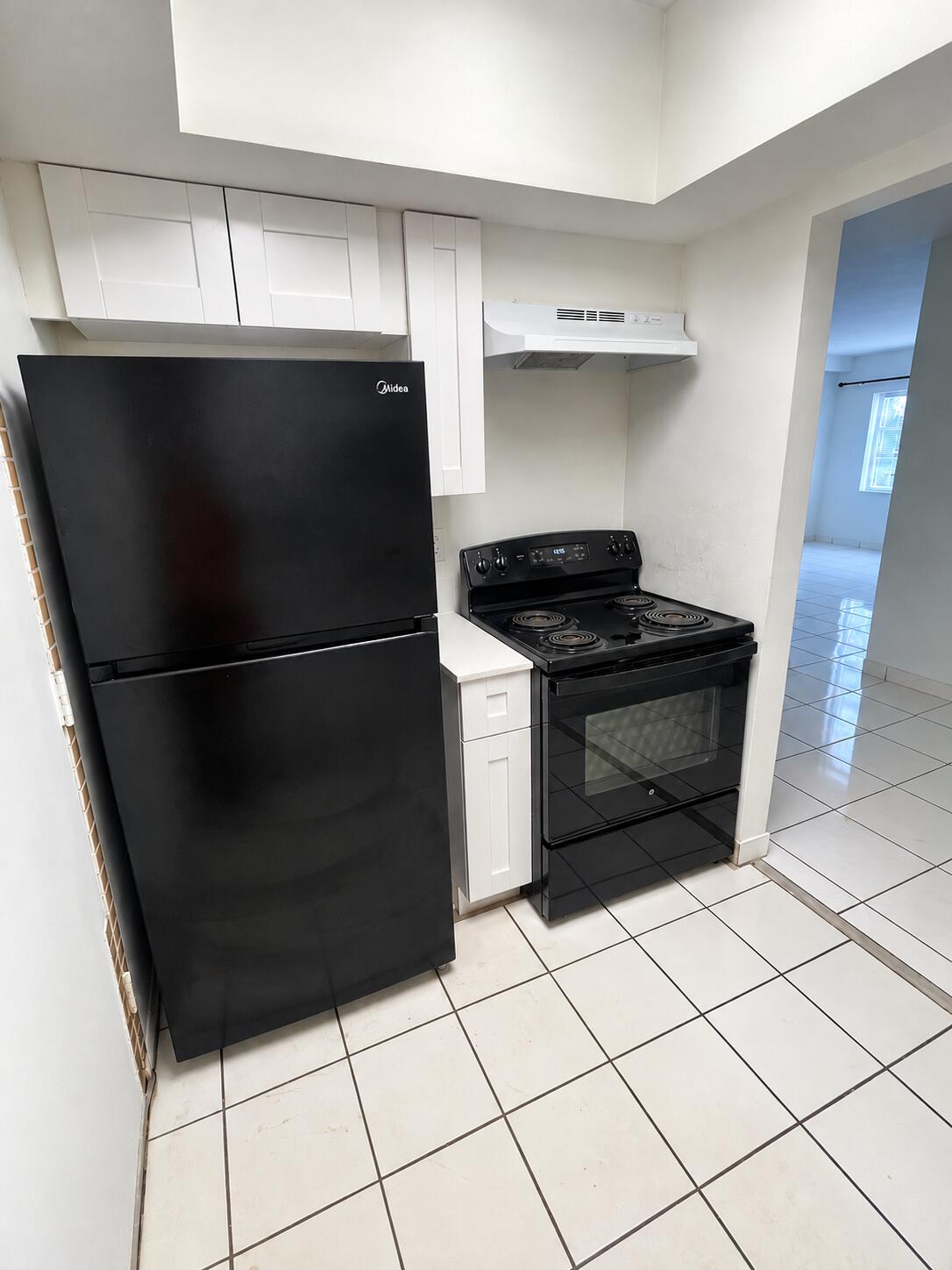 382 E ROYAL PALM Road 0050