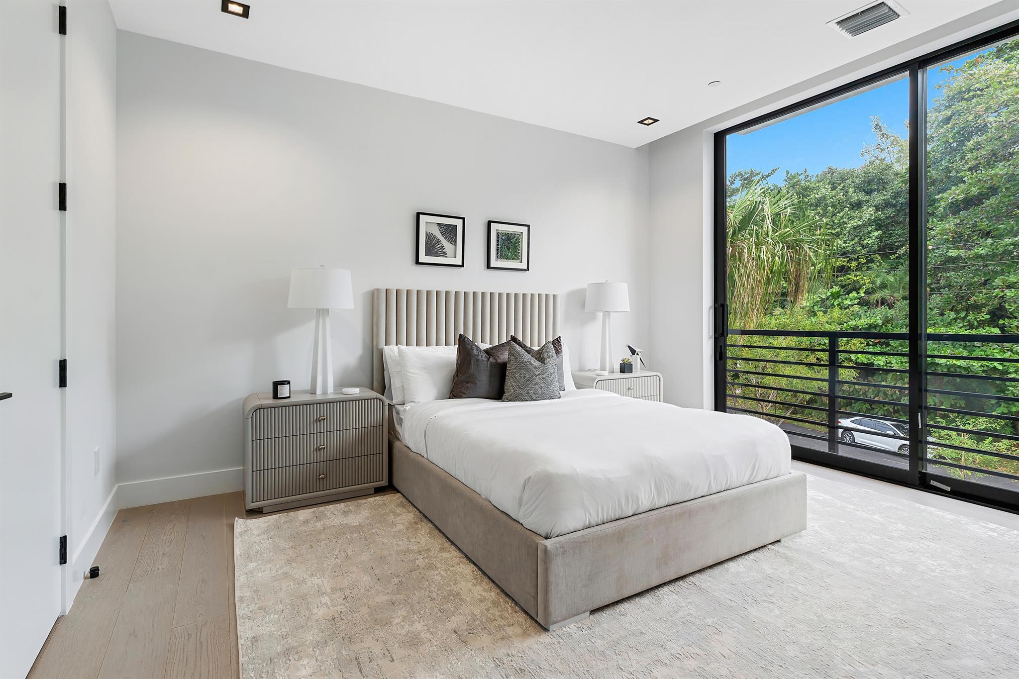 PALM TRAIL ESTATES - Residential