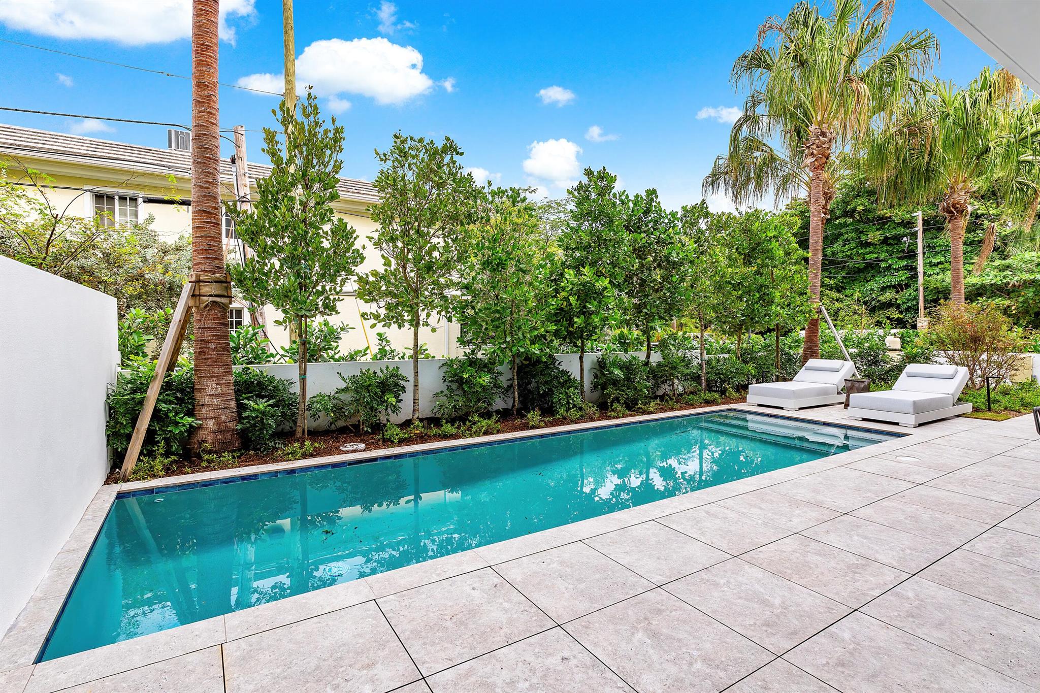 PALM TRAIL ESTATES - Residential