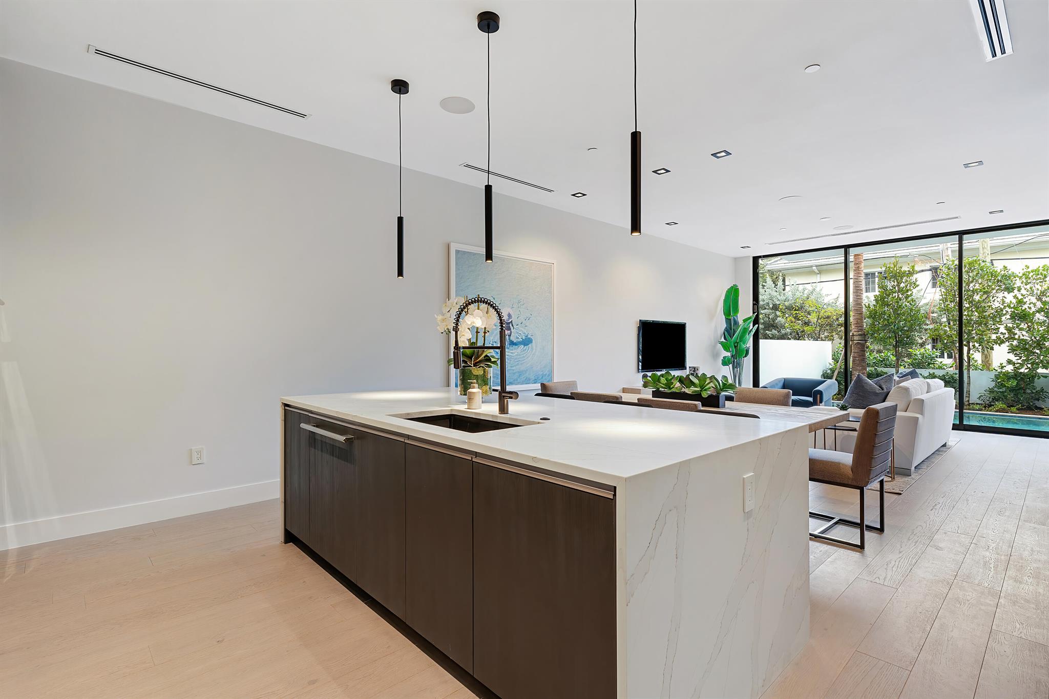 PALM TRAIL ESTATES - Residential