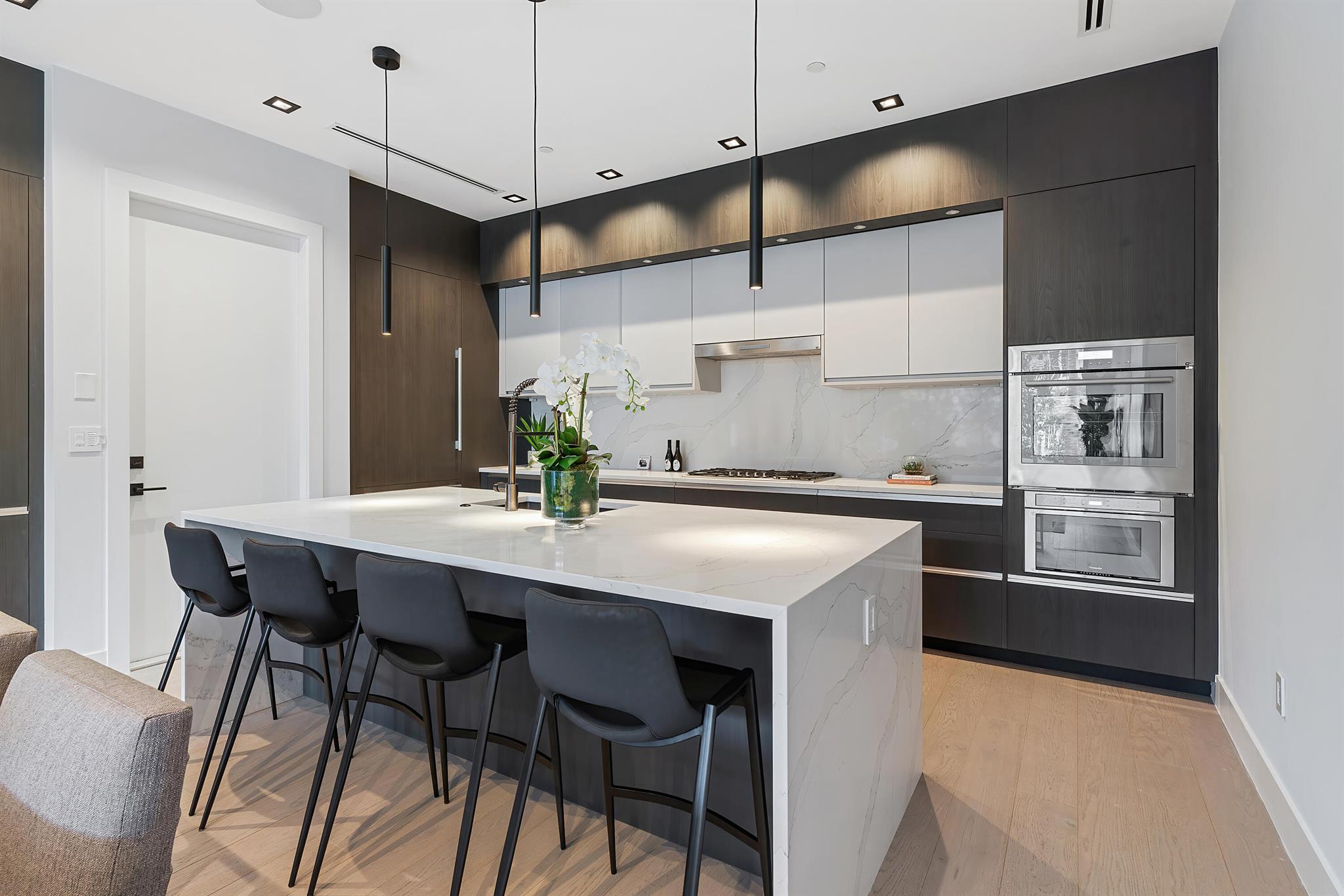 PALM TRAIL ESTATES - Residential