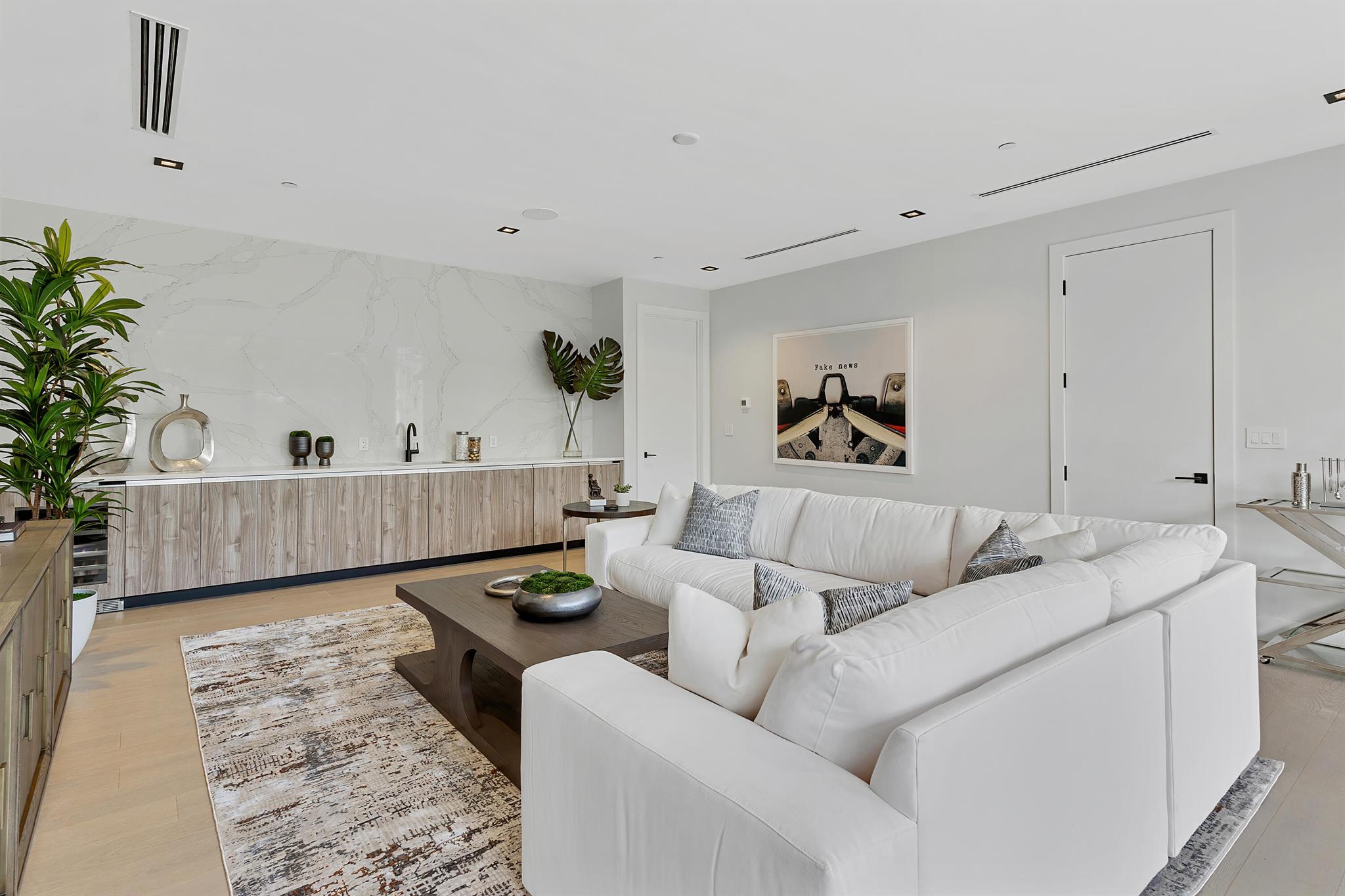 PALM TRAIL ESTATES - Residential