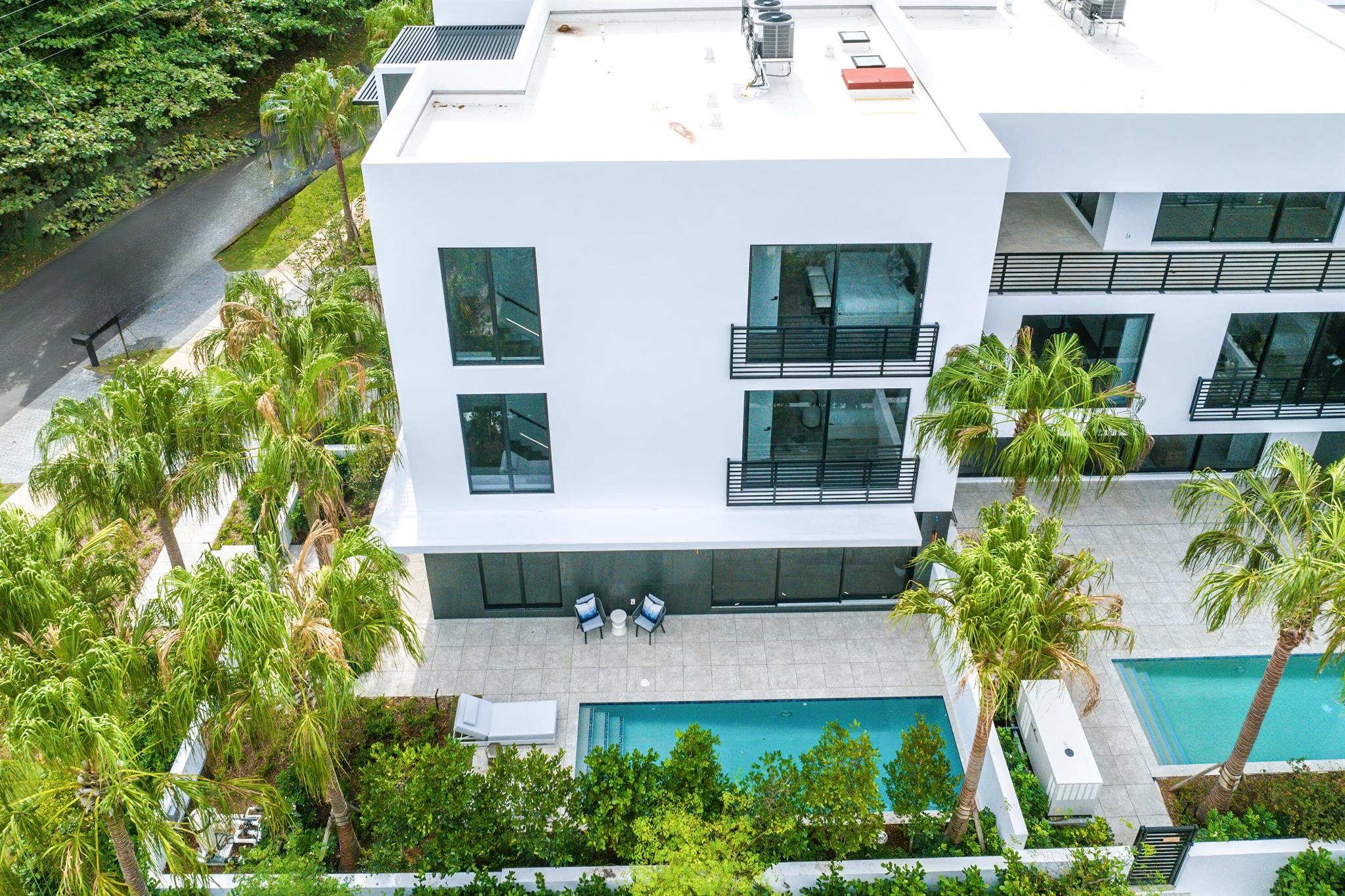 PALM TRAIL ESTATES - Residential