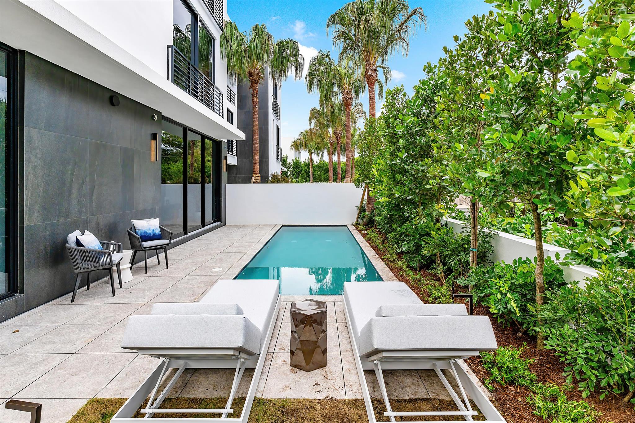 PALM TRAIL ESTATES - Residential