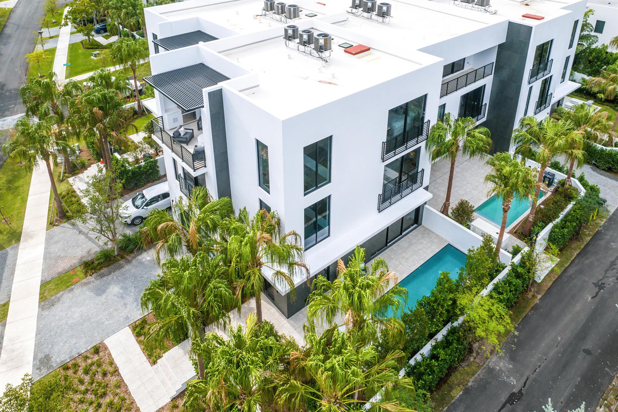 PALM TRAIL ESTATES - Residential