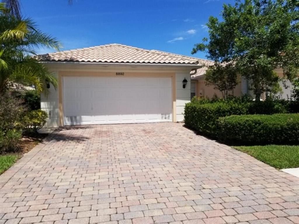 Photo of 8892 SE Retreat Drive, Hobe Sound, FL 33455 (MLS # R10782234)