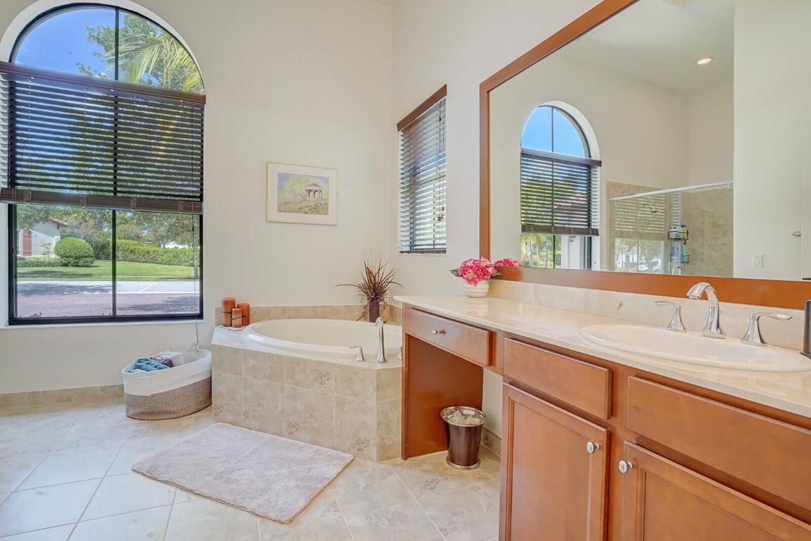 OSPREY OAKS - Residential