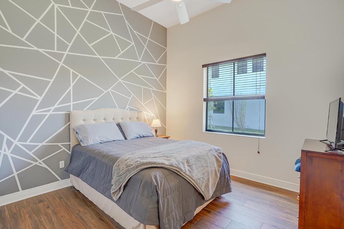 OSPREY OAKS - Residential