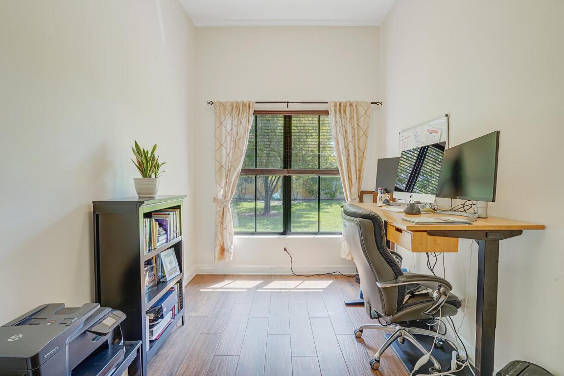 OSPREY OAKS - Residential