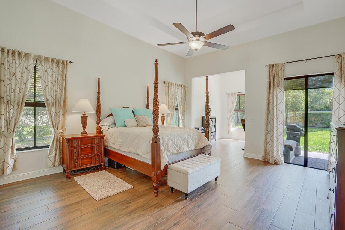 OSPREY OAKS - Residential