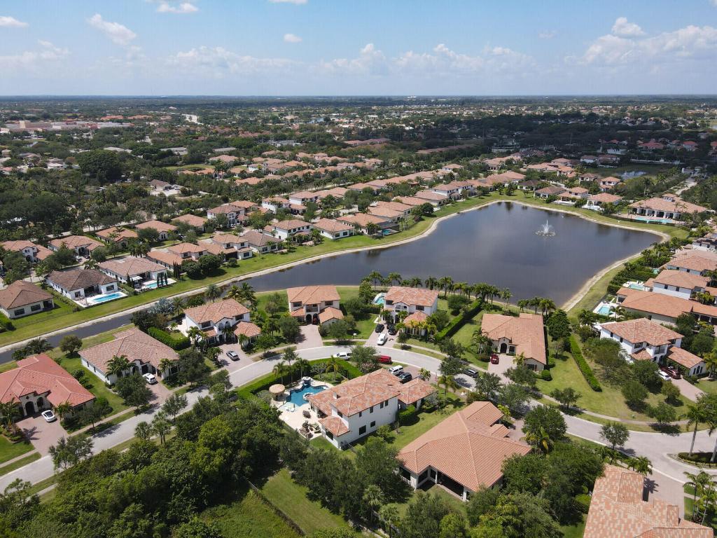 OSPREY OAKS - Residential