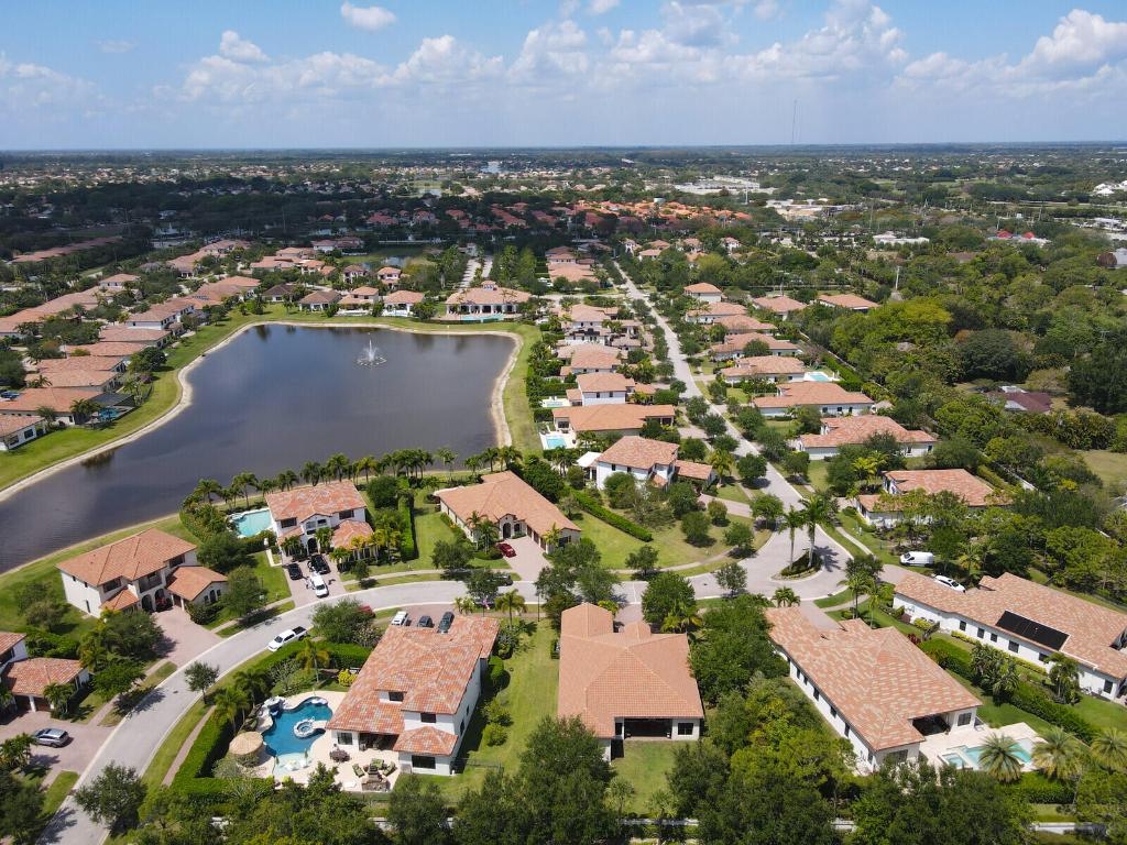 OSPREY OAKS - Residential