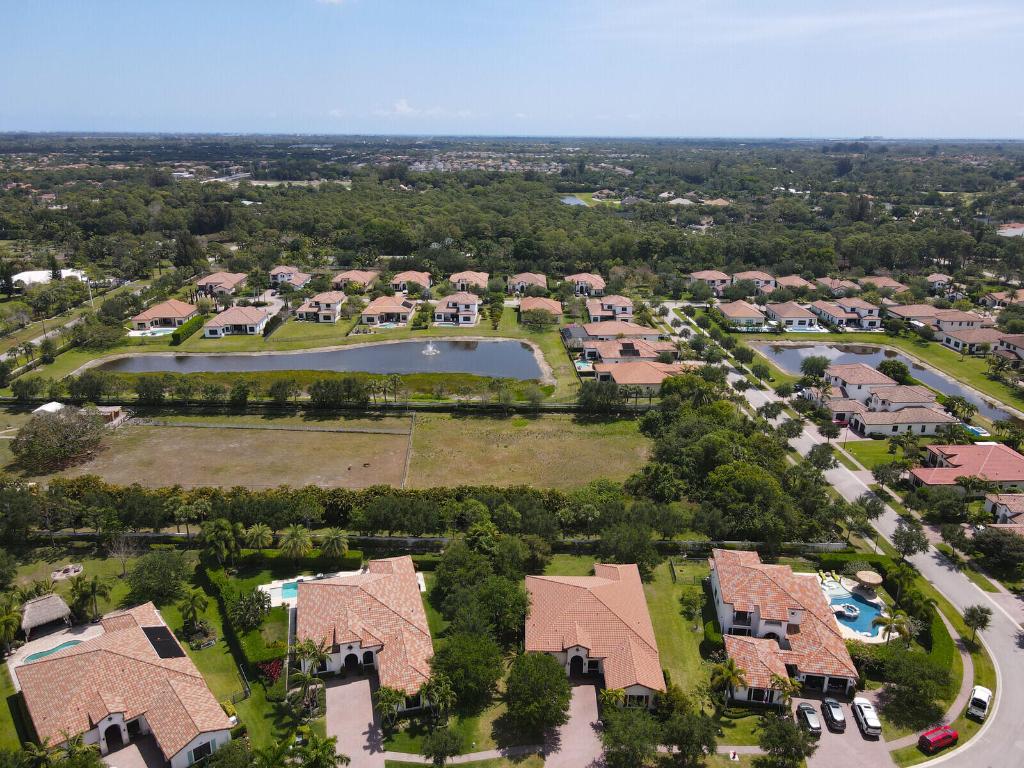 OSPREY OAKS - Residential