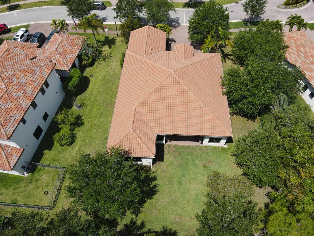 OSPREY OAKS - Residential