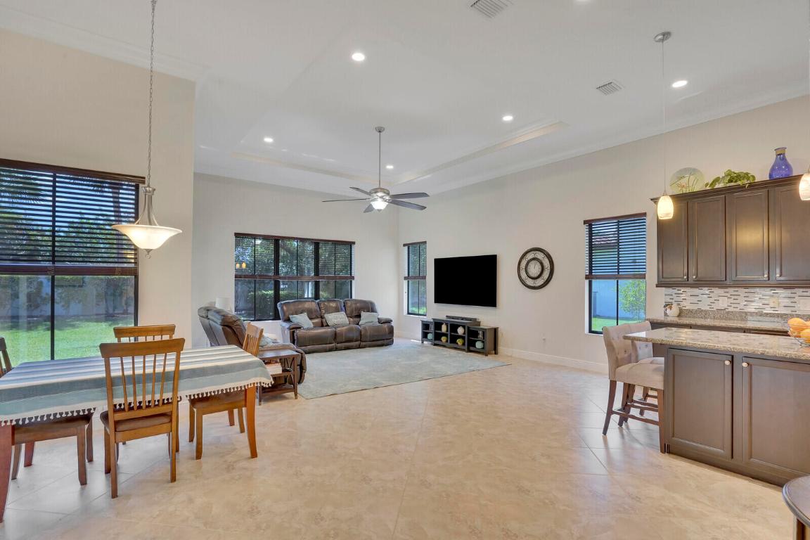 OSPREY OAKS - Residential