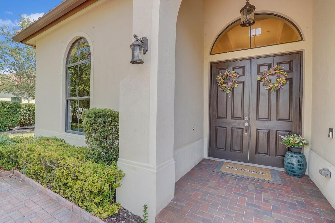 OSPREY OAKS - Residential