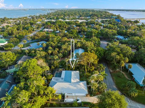 A home in Sewalls Point