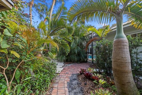 A home in Sewalls Point