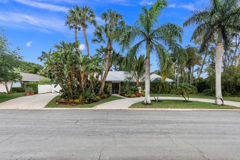 A home in Sewalls Point