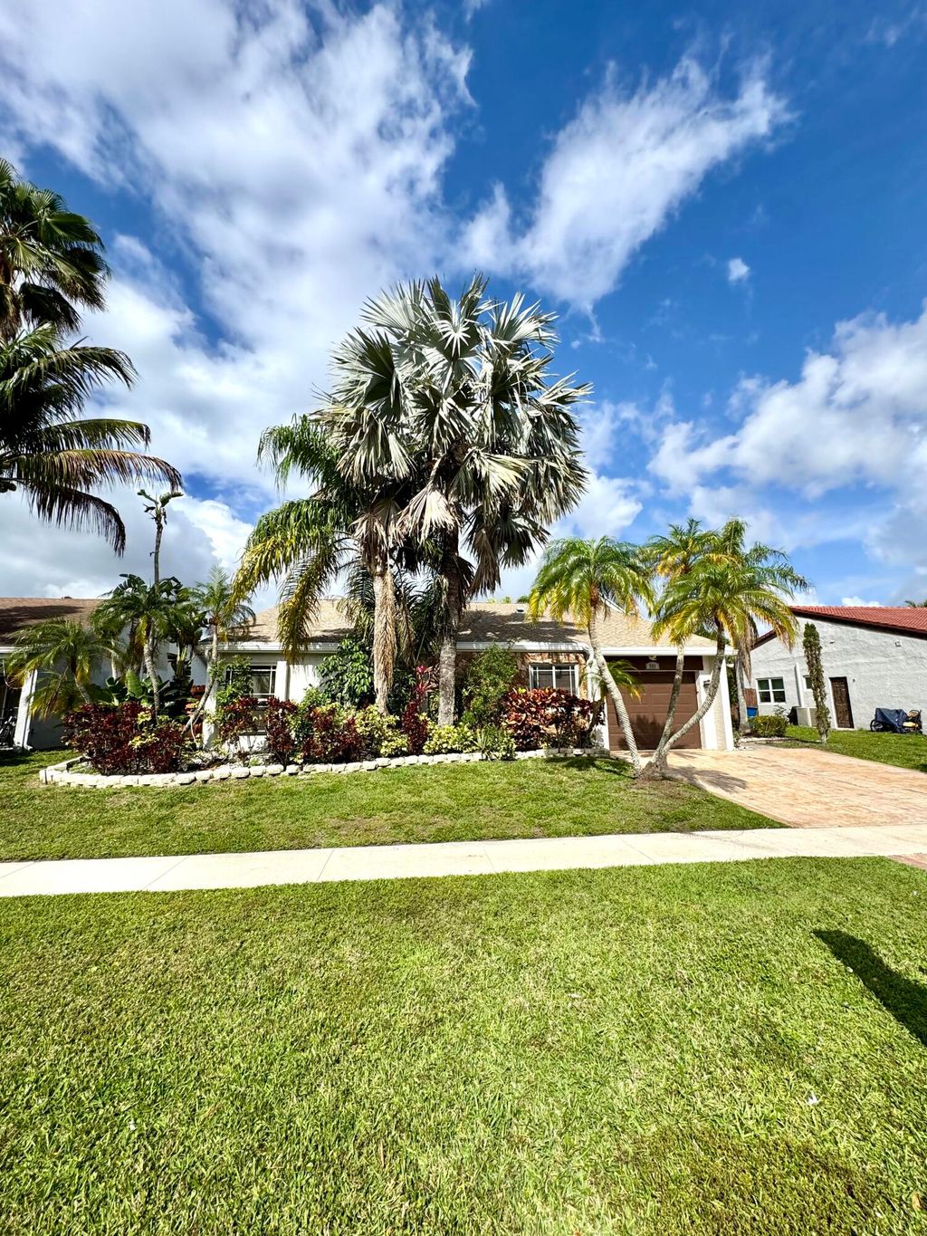 Photo of 531 SW 167th Terrace, Weston, FL 33326 (MLS # F10556188)