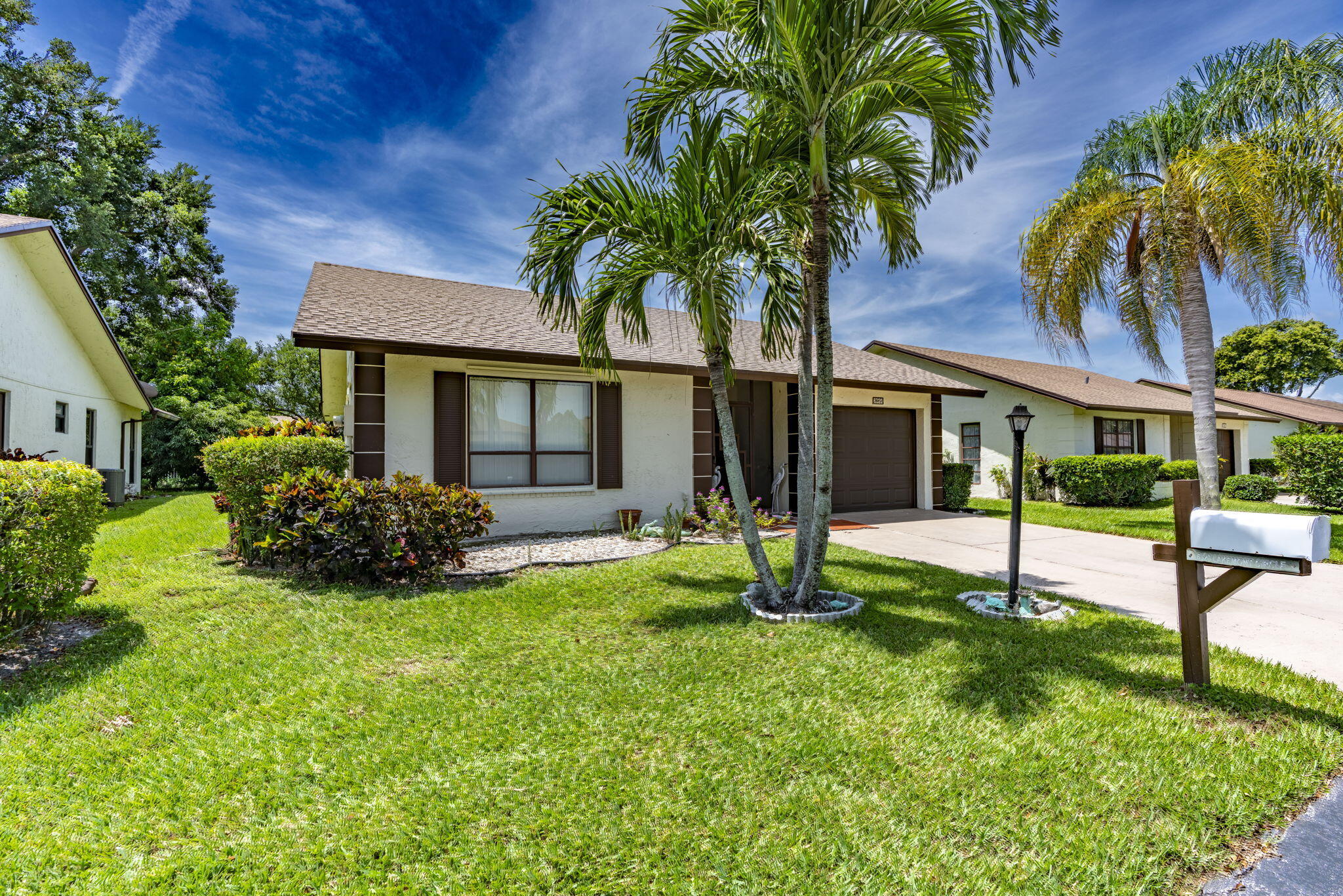 BUTTONWOOD 1 - Residential