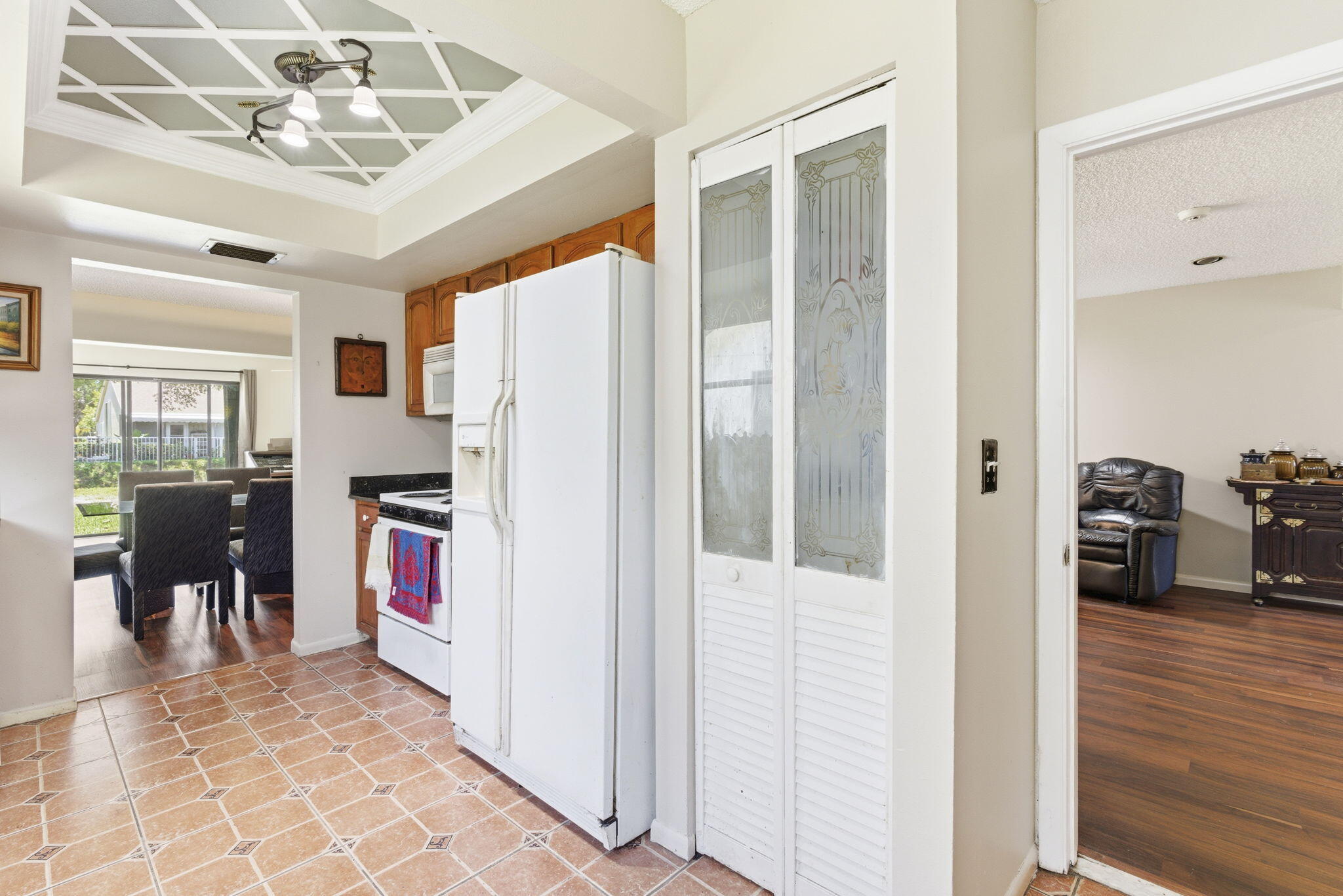BUTTONWOOD 1 - Residential