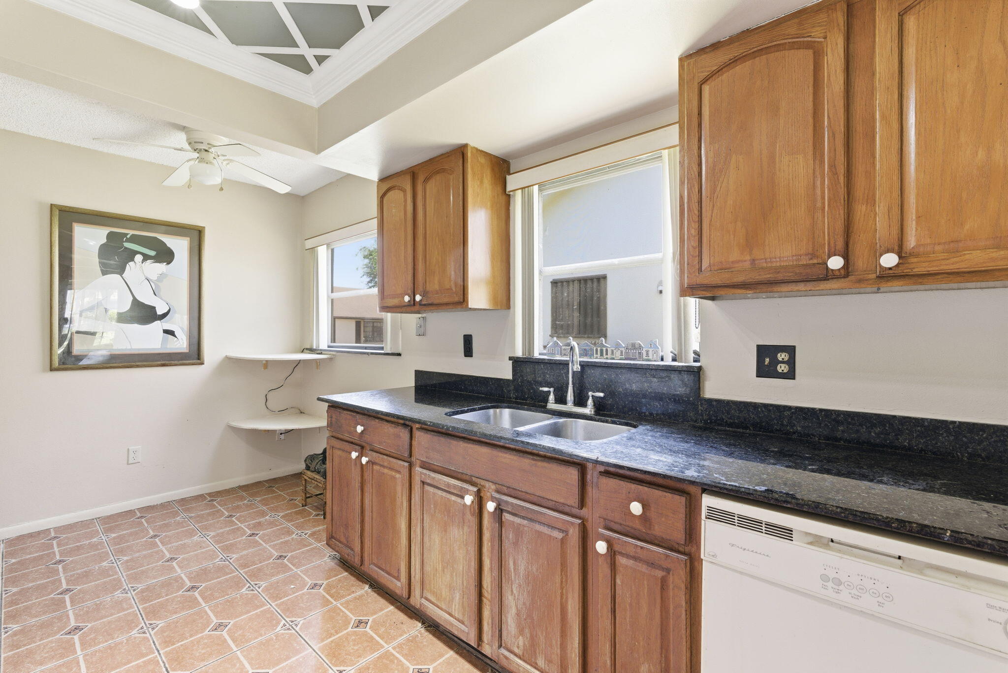 BUTTONWOOD 1 - Residential