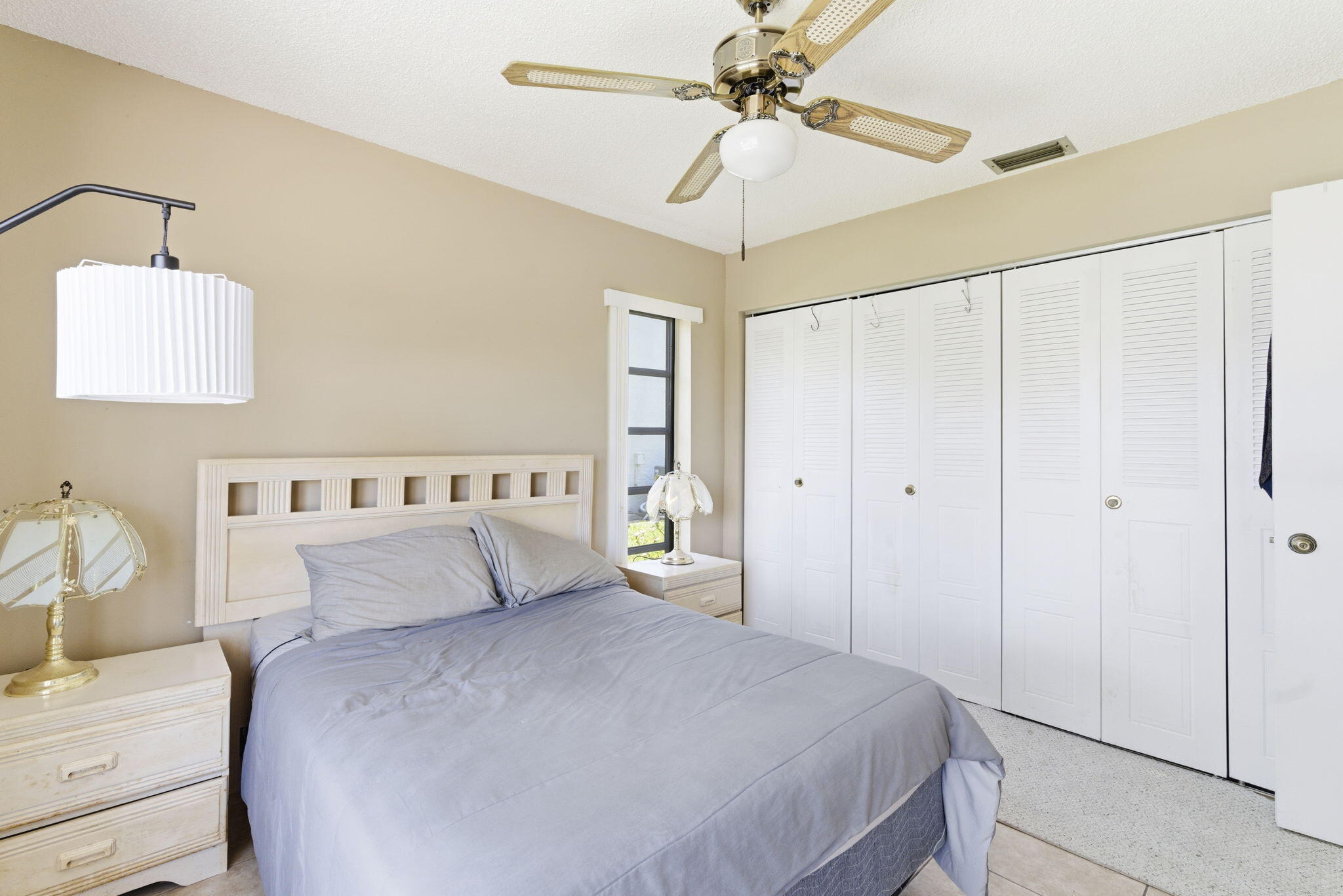 BUTTONWOOD 1 - Residential