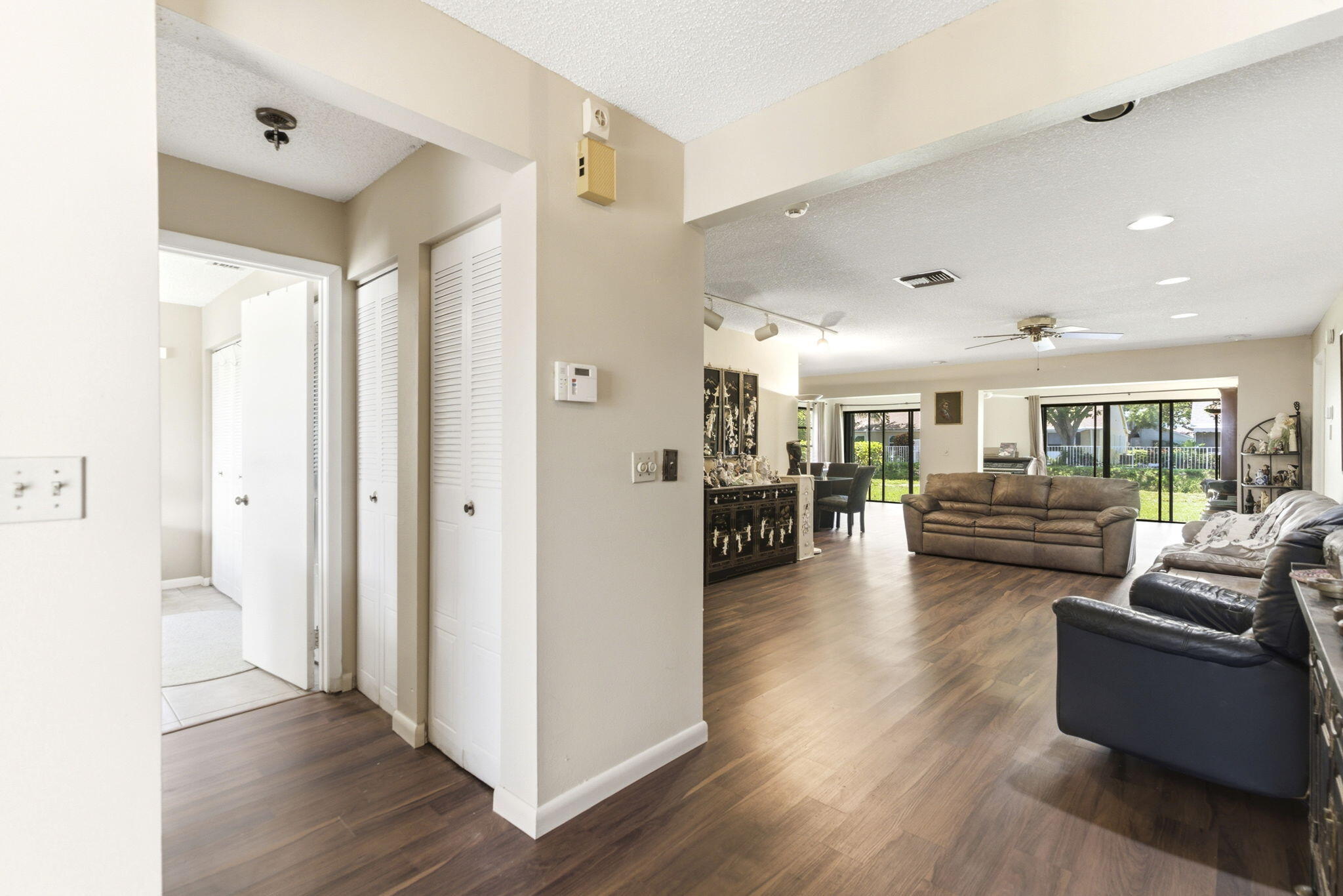 BUTTONWOOD 1 - Residential