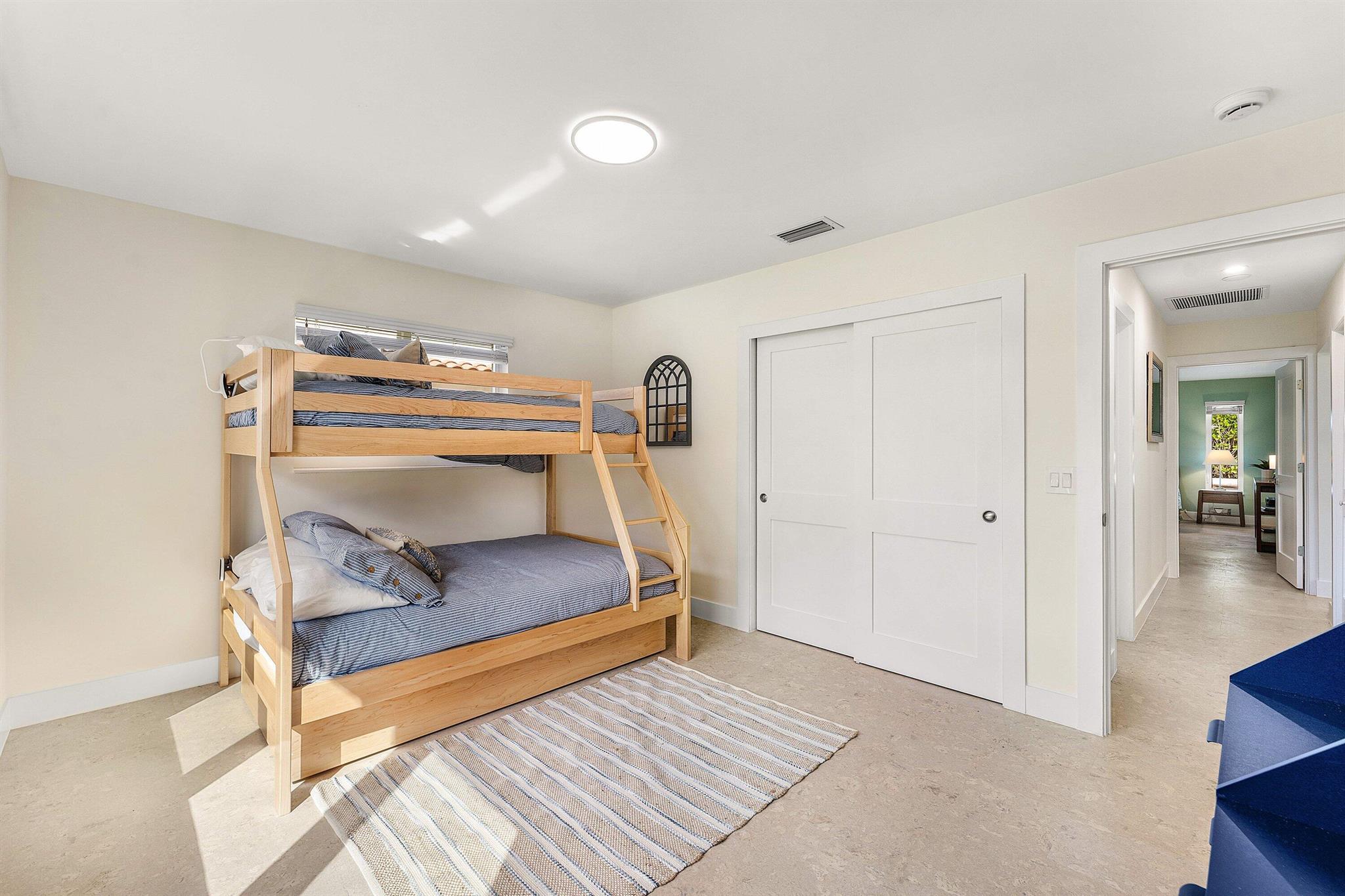 SUN AND SURF CLUB COMMUNI - Residential Lease