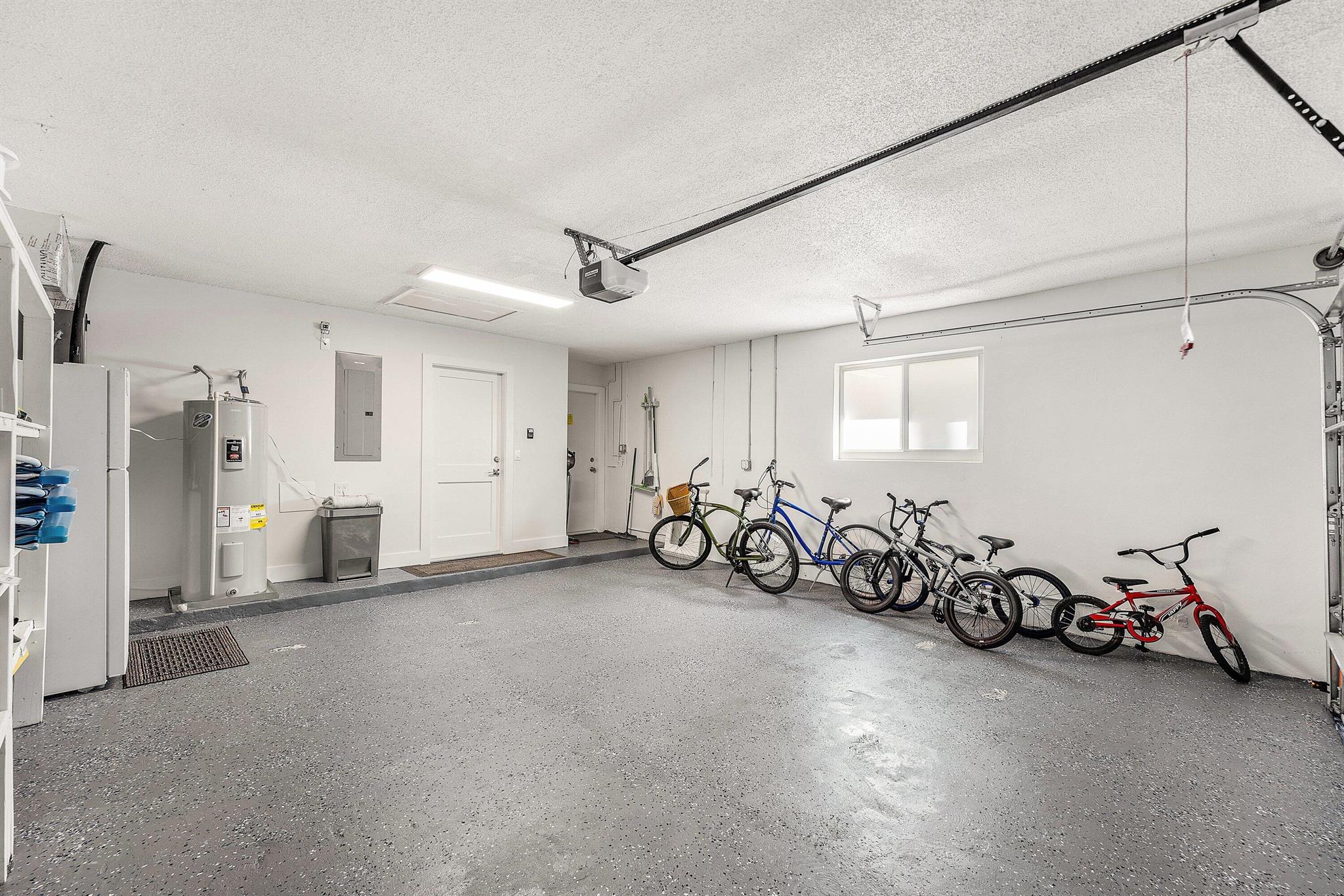 SUN AND SURF CLUB COMMUNI - Residential Lease