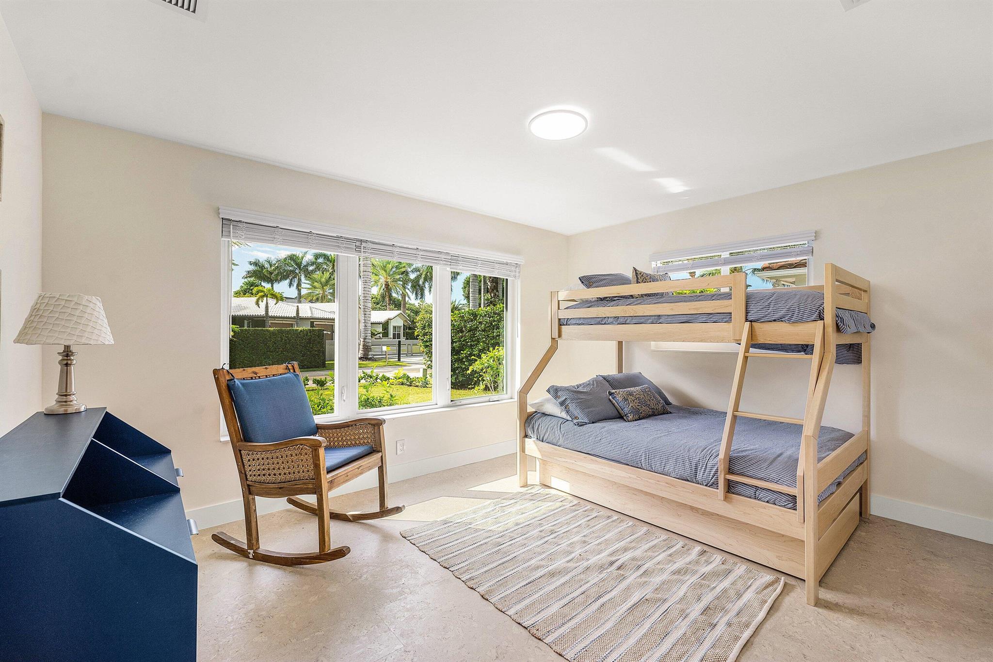 SUN AND SURF CLUB COMMUNI - Residential Lease