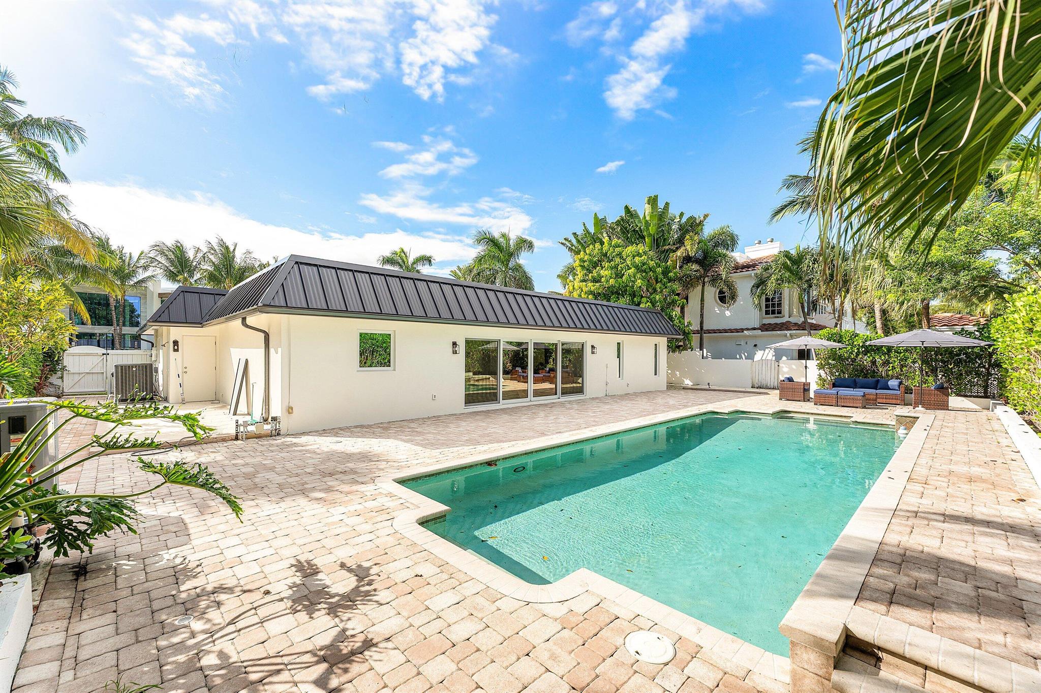 SUN AND SURF CLUB COMMUNI - Residential Lease