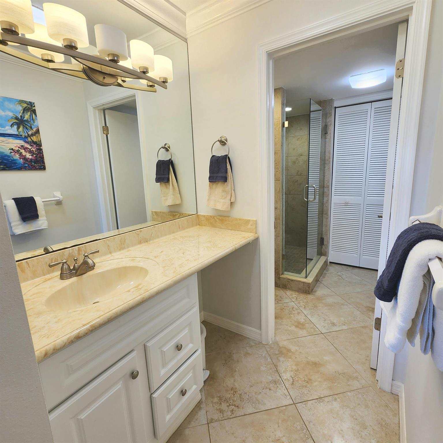 OCEAN HARBOUR CONDOMINIUM - Residential